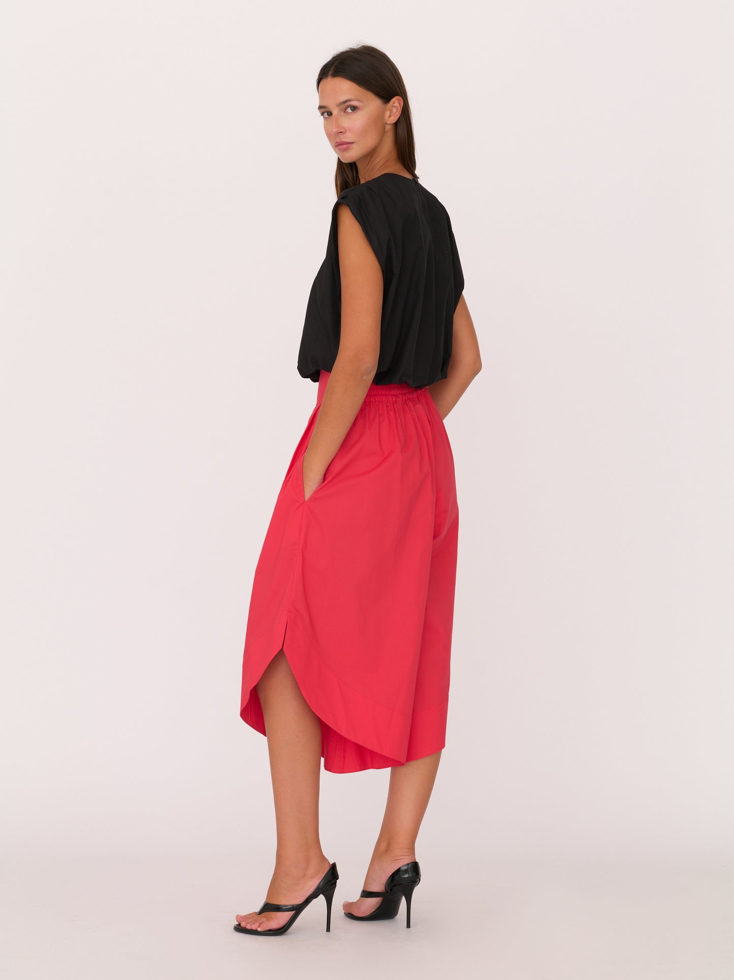 Rafa Short - Red