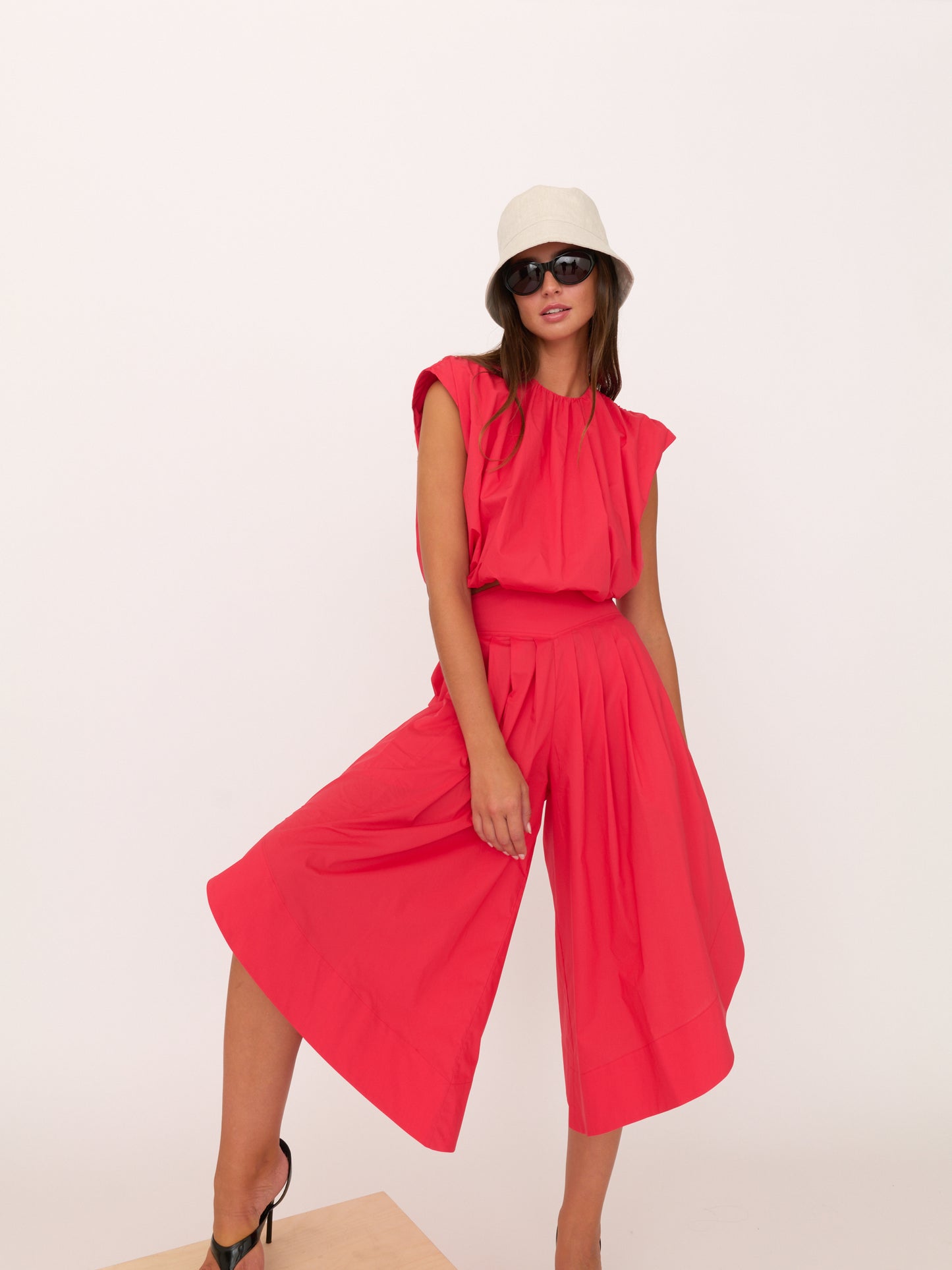 Rafa Short - Red