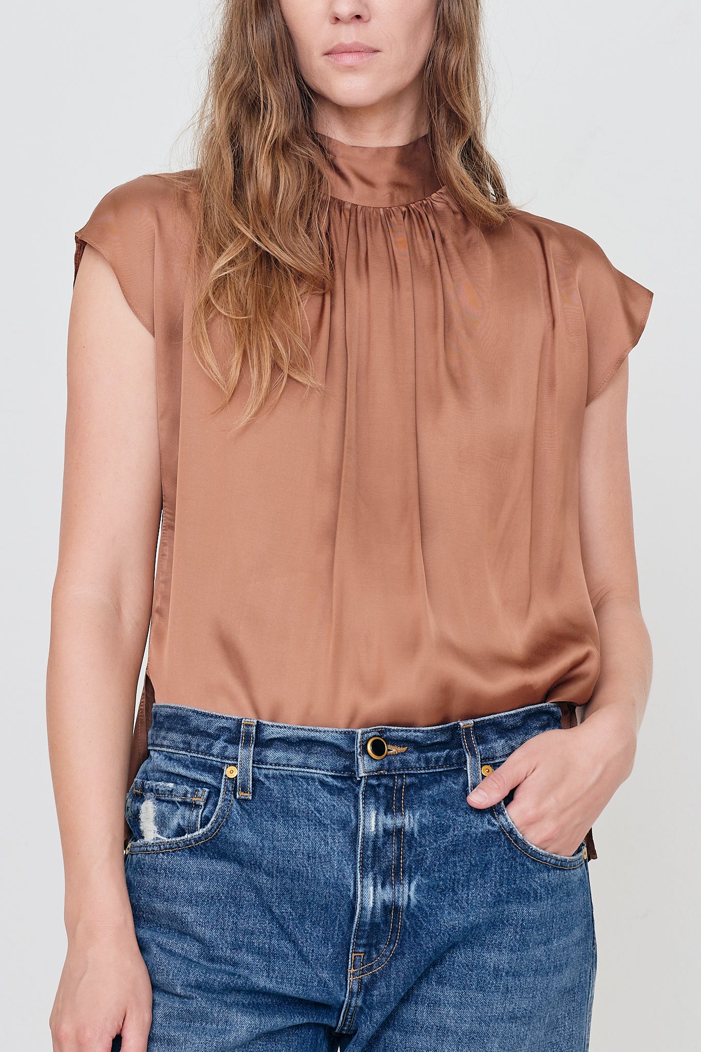 Brianna Top – Penny  High-Neck Tie Back Top in Viscose