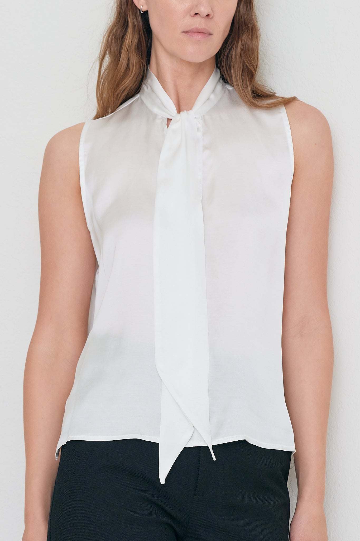 Michala – White Viscose Tie Neck Top